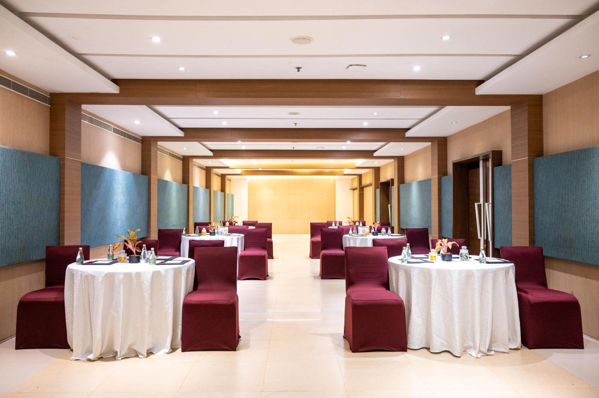 Grand Kakinada By Grt Hotels Eksteriør billede