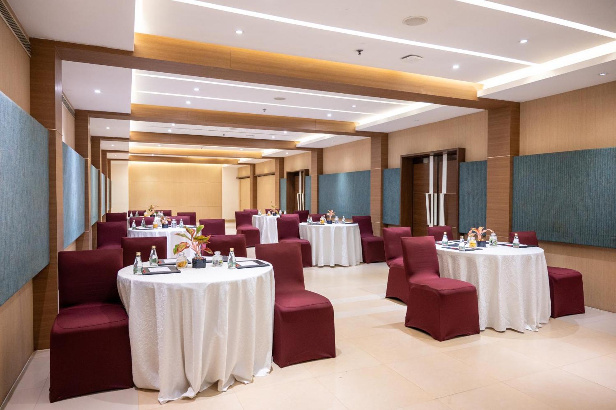 Grand Kakinada By Grt Hotels Eksteriør billede