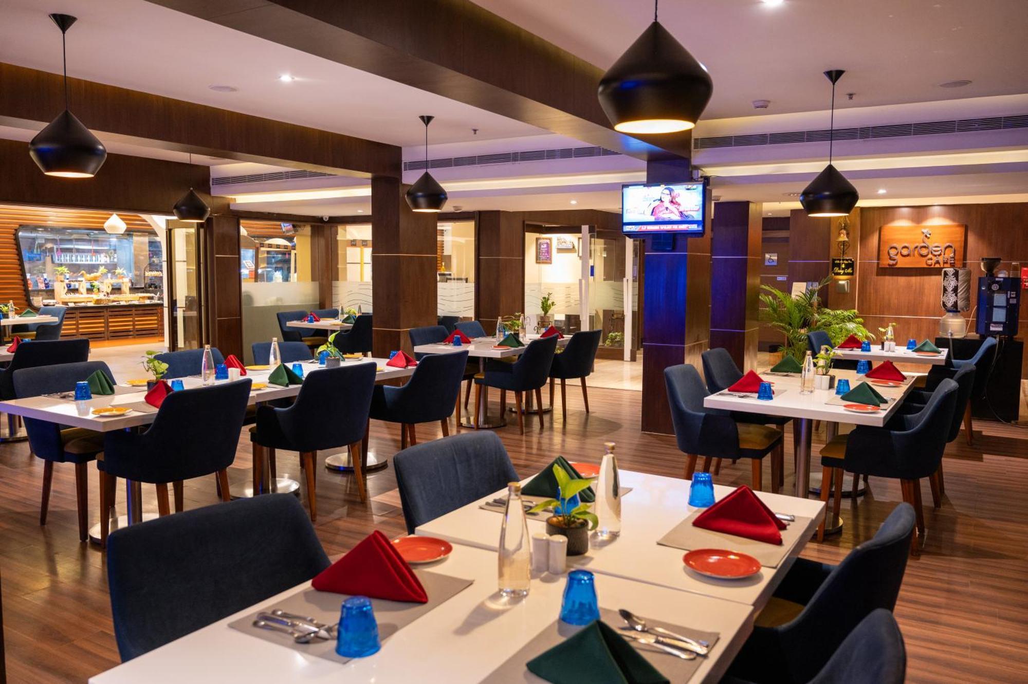 Grand Kakinada By Grt Hotels Eksteriør billede