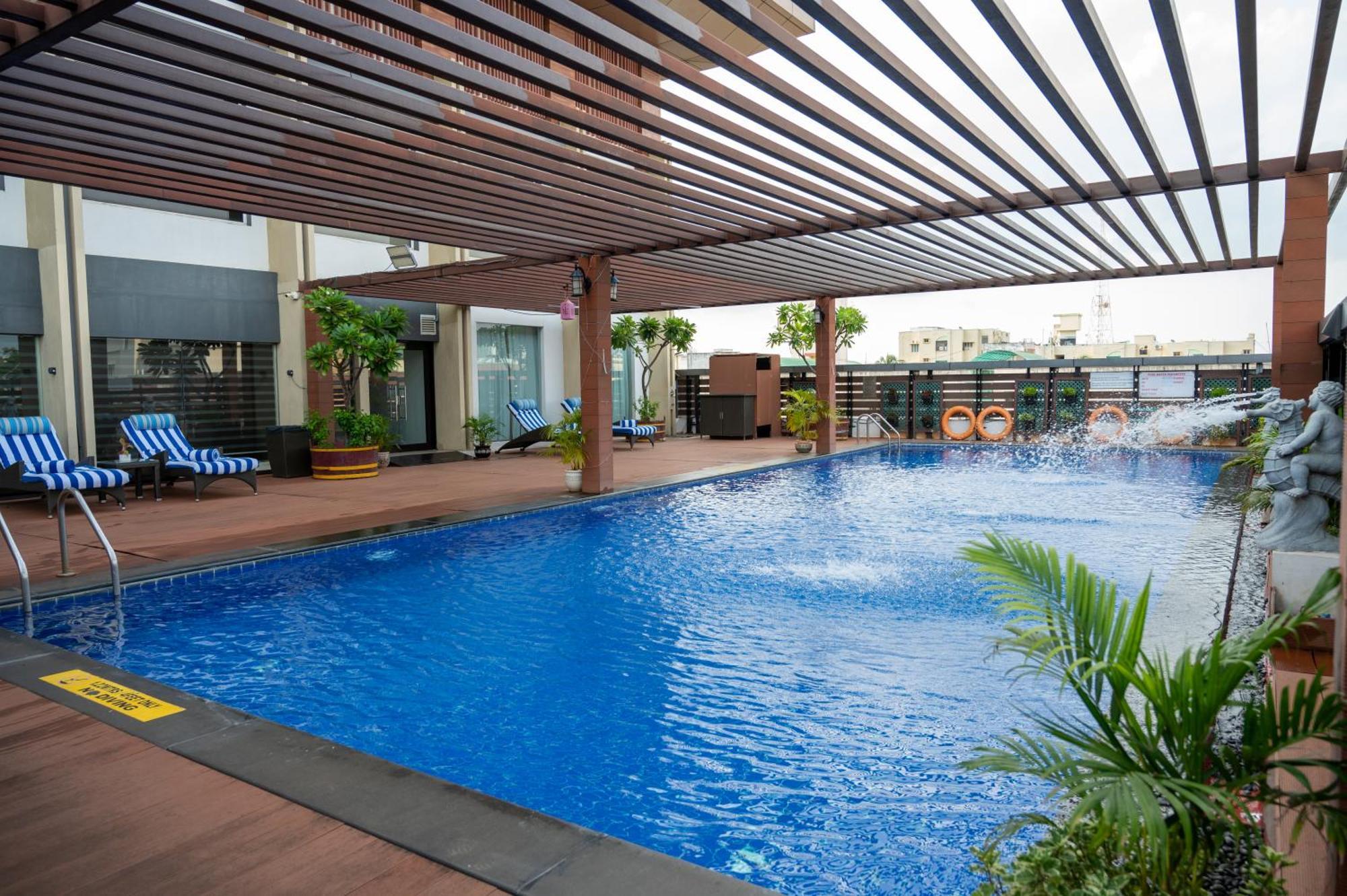 Grand Kakinada By Grt Hotels Eksteriør billede